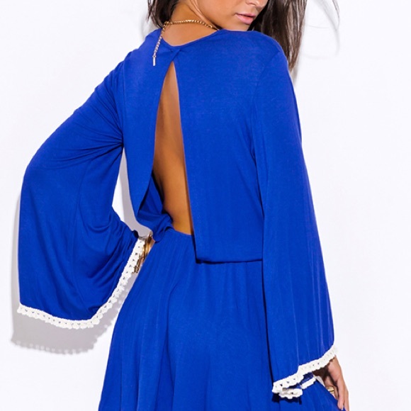 Clothes - Picture 2 of 4